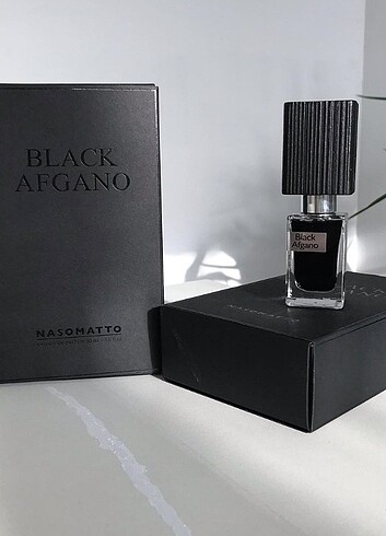 NASSAMATTO BLACK AFGANO