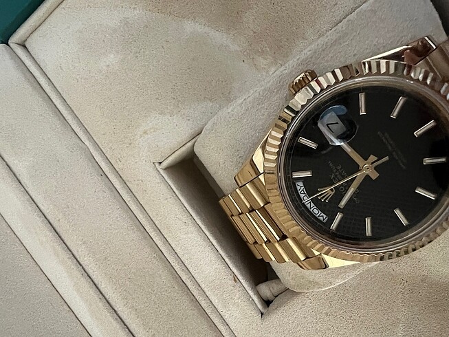 Rolex Roket hiç kullanılmamış orijinal saat sertifikası mevcuttur