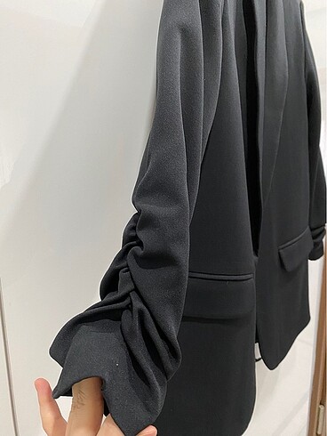 s Beden siyah Renk Siyah kolları büzgülü blazer ceket