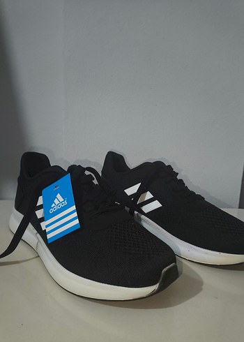 Erkek Siyah Beyaz Adidas Spor Ayakkabı