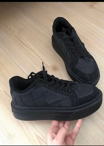PRADA ayakkkabı