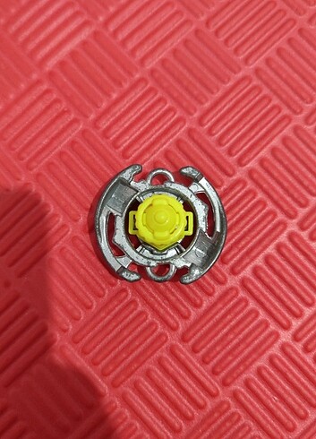  Orijinal Takara Tomy Beyblade PREHYBRİD BULL 145S