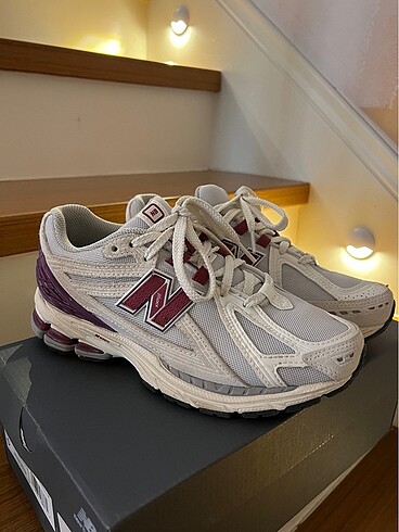 new balance 1906