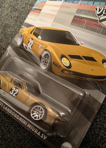  Beden Hot Wheels 1971 Lamborghini Miura Sv 