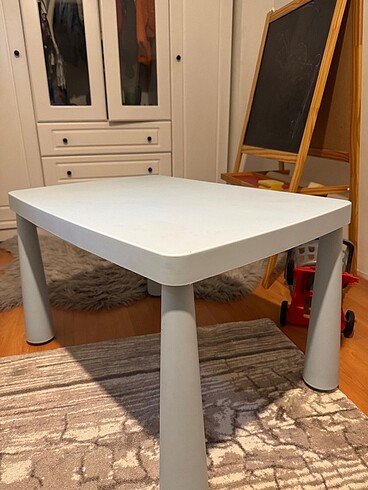 Ikea çocuk masa ve sandalye