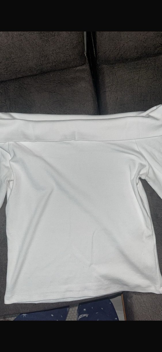 Beyaz Uzun Kollu kayık yaka stradivarius bluz - Görsel 2