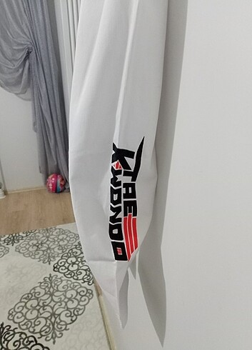 Diğer Tekwando kıyafeti 