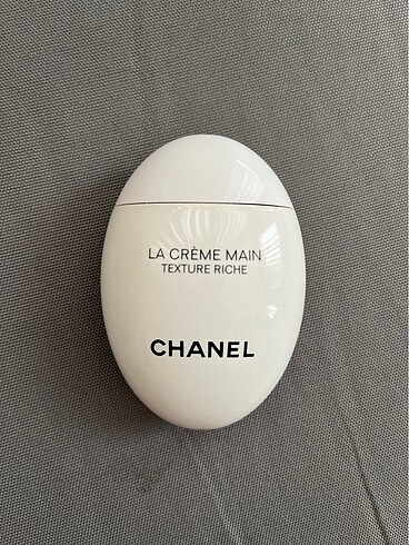 Chanel la crème main