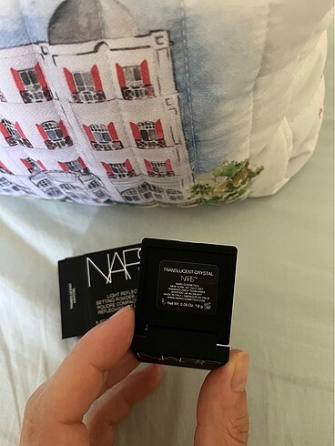  Beden Nars light reflecting setting powder