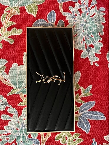 Ysl couture colour clutch