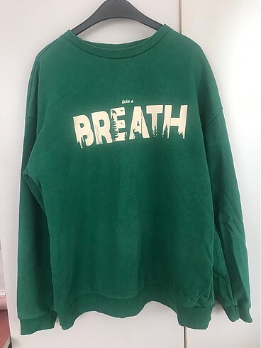 Yeşil baskılı sweatshirt