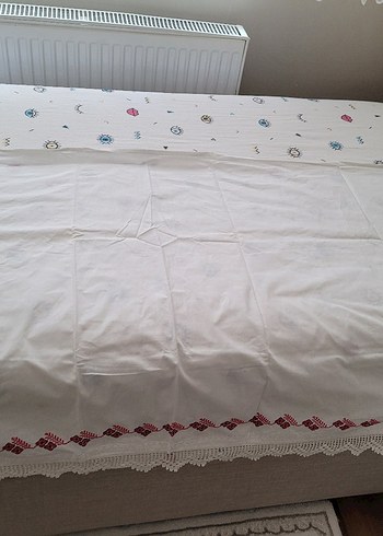 Nakışlı Beyaz Yastık Kılıfı ve eteği - Görsel 8