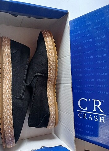 Crocs Crash Siyah Canvas Bayan Yazlık ayakkabı 38 numara Orijinal kutu