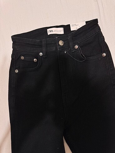 Zara Jean