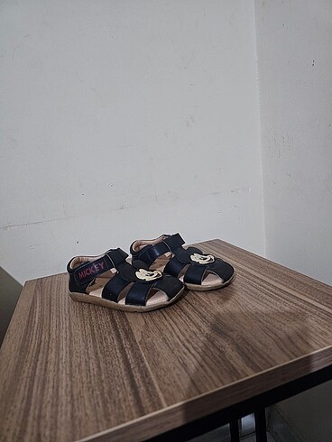 24 Beden siyah Renk H&M Çoçuk Sandalet