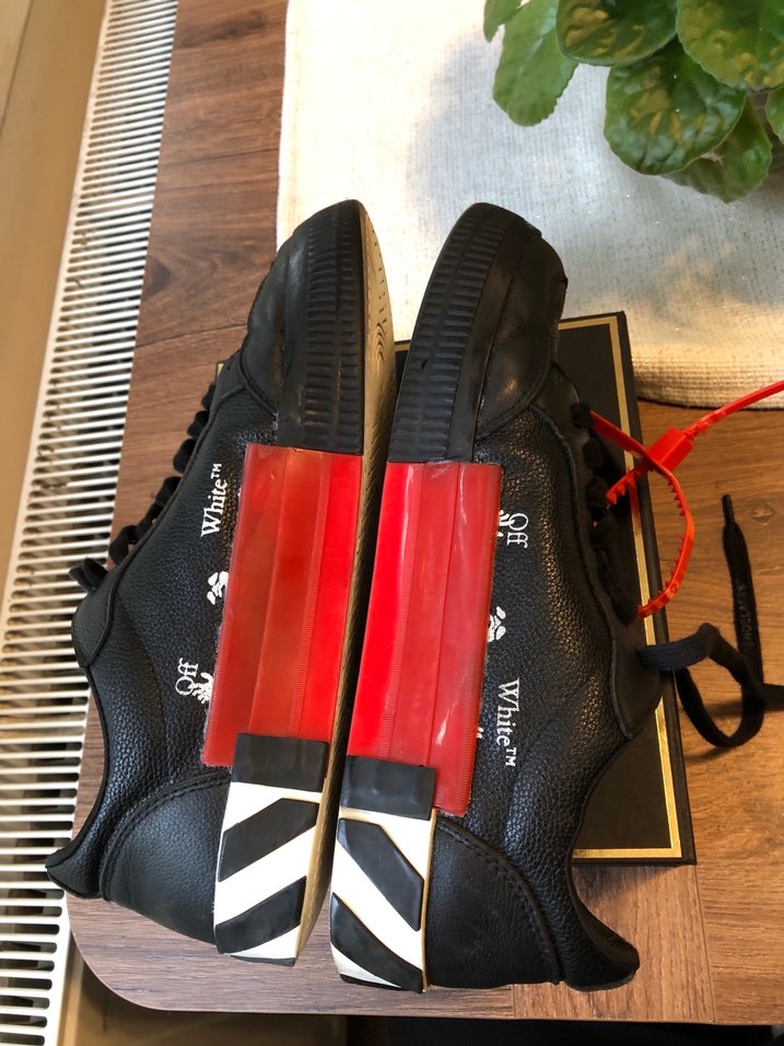 Off White Ayakkabı SATILDI - Görsel 4