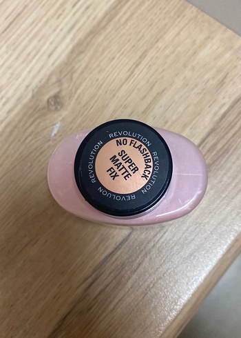 Revolution Rose Pudra - Görsel 2