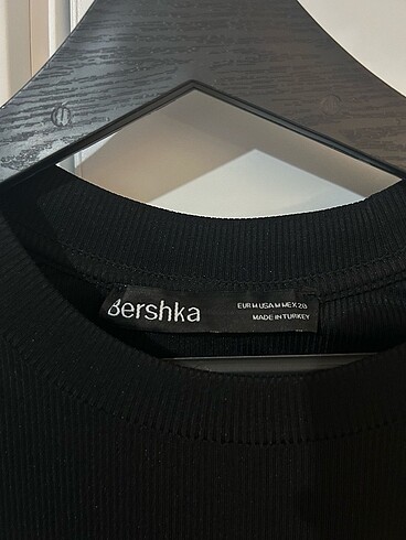 38 Beden siyah Renk Bershka elbise
