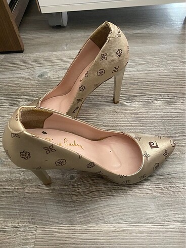 Pierre Cardin gold topuklu ayakkabı - Görsel 5