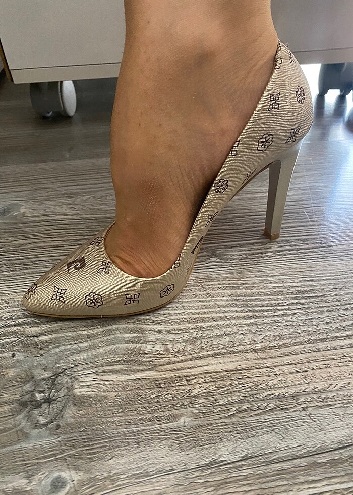 Pierre Cardin gold topuklu ayakkabı - Görsel 4