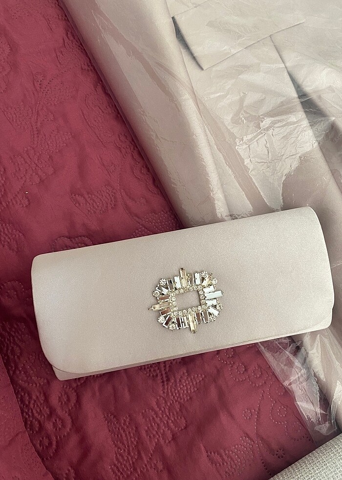 Bej rengi saten çanta - Görsel 2