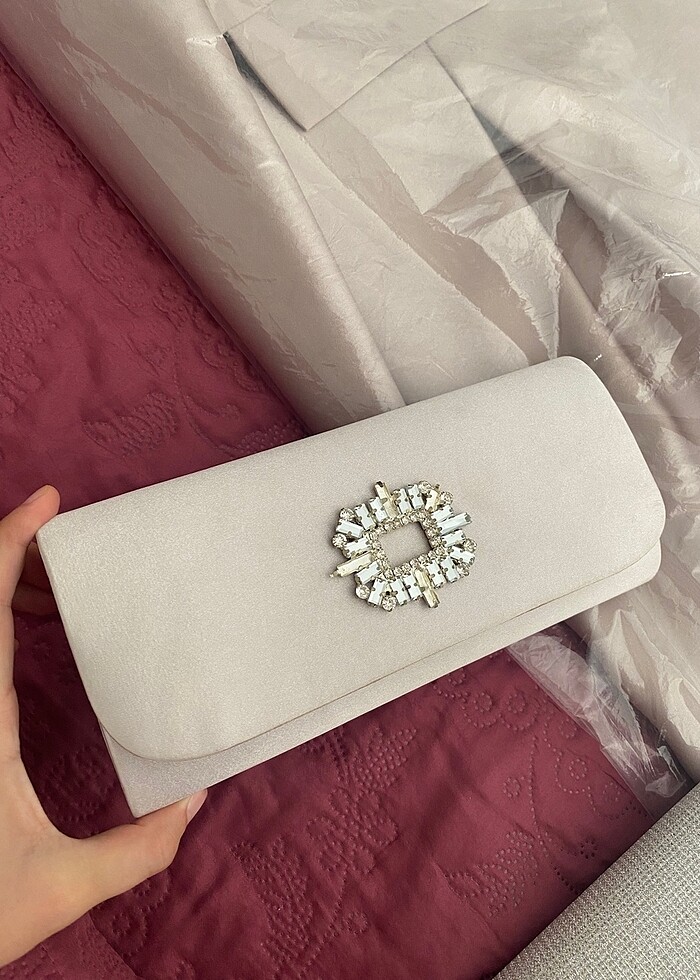 Bej rengi saten çanta - Görsel 3