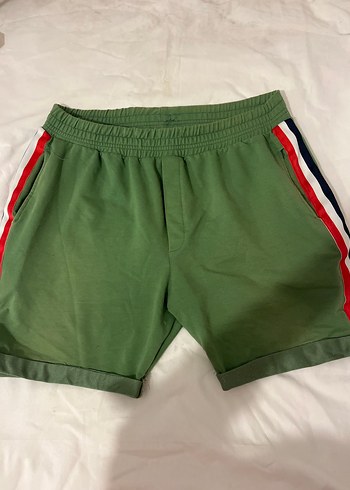 Gant Rahat Ve Sik Yesil Spor Sort