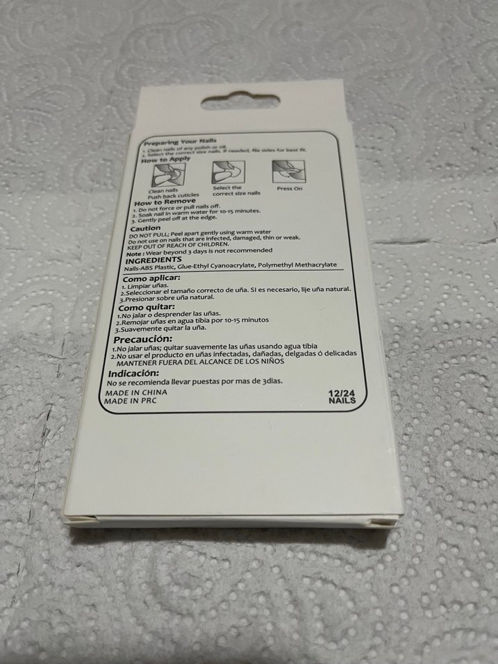 Pastel Beyaz Tırnak Süsleri - Görsel 2