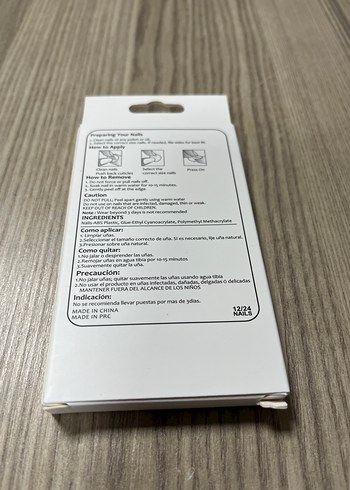 Çok Renkli Koyu Tırnak Süslemeleri - Görsel 2