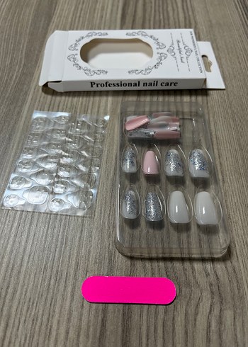 Pastel Beyaz Tırnak Süsleme Seti - Görsel 4