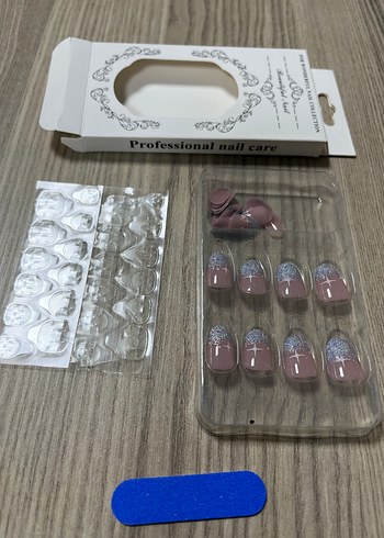 Beyaz Dekoratif Takma Tırnak Seti - Görsel 4