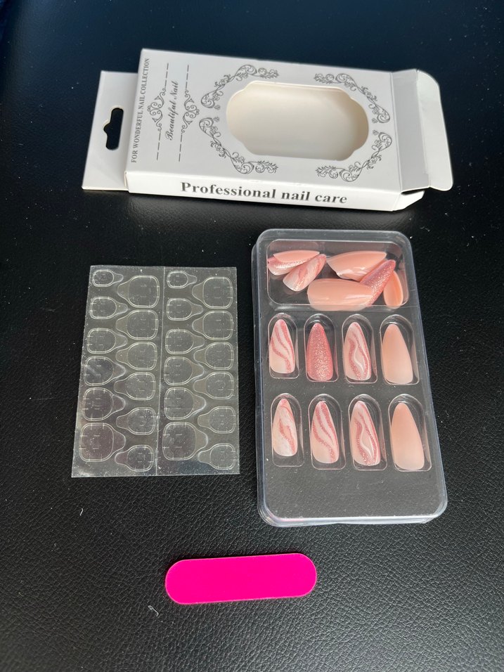 Pembe Pastel Desenli Tırnak Süsü - Görsel 4