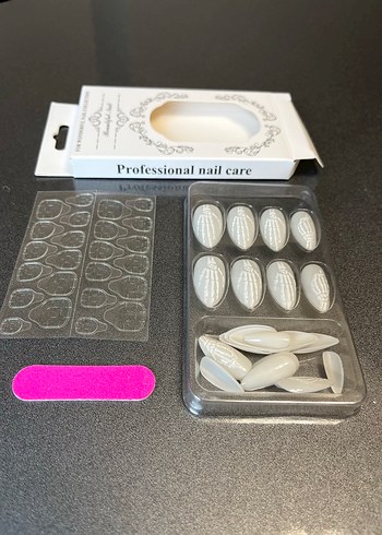 Beyaz İskelet Desenli Tırnak Süsü - Görsel 4