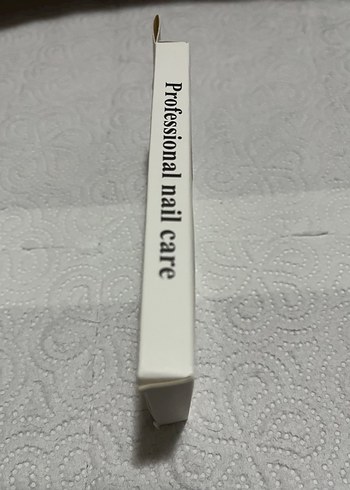 Pembe ve beyaz çizgili yapay tırnak seti - Görsel 3