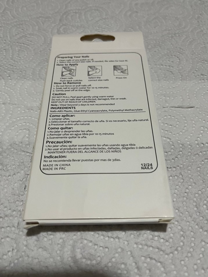 Pembe ve beyaz çizgili yapay tırnak seti - Görsel 2