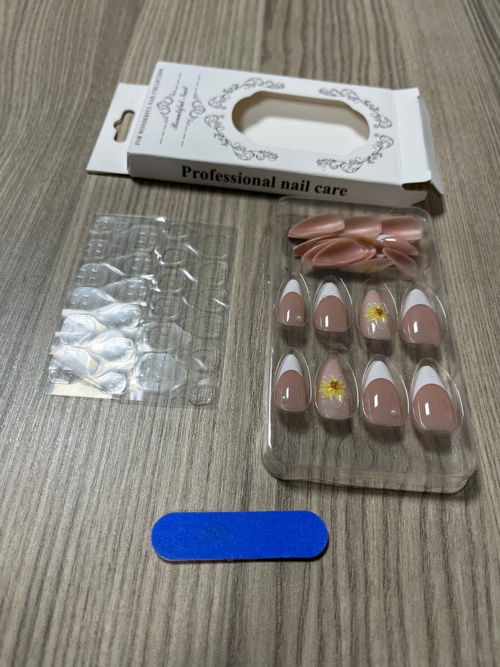 Bej Pastel Tırnak Süsü Seti - Görsel 4