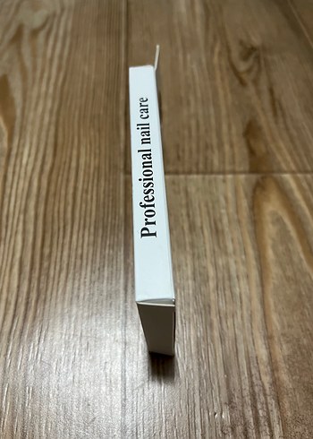 Pastel Bej Tırnak Süslemeleri - Görsel 3