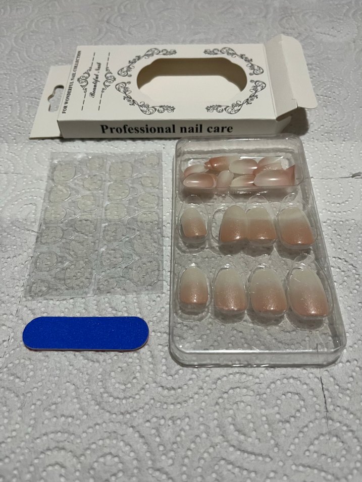 Beyaz Doğal Görünümlü Takma Tırnak Seti - Görsel 4