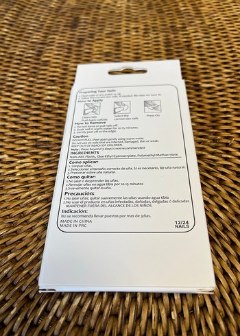 Bej Renkli Alev Desenli Tırnak Süsü - Görsel 2