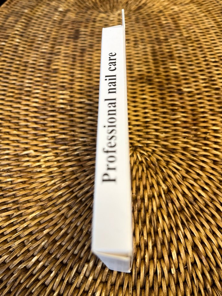 Bej Renkli Alev Desenli Tırnak Süsü - Görsel 3