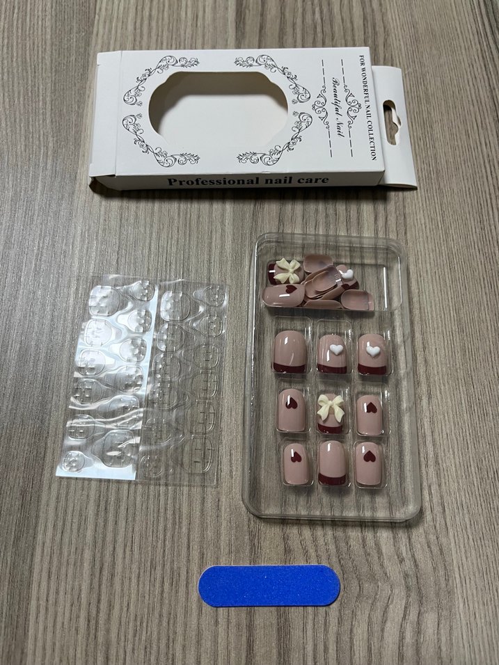 Bej Renkli Dekoratif Tırnak Seti - Görsel 4