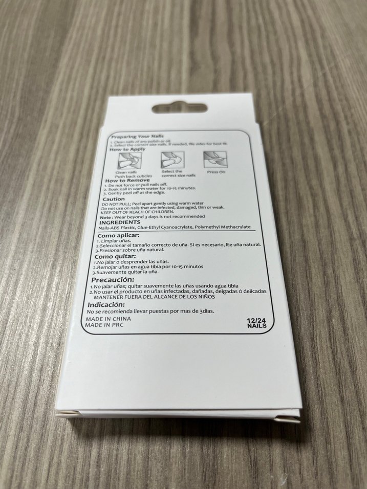 Beyaz Işıltılı Takma Tırnak Seti - Görsel 2