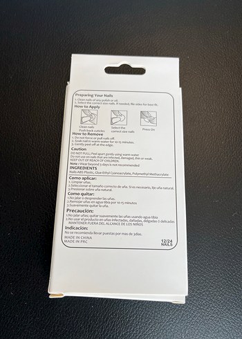 Bej Pastel Çiçekli Tırnak Süsü - Görsel 2