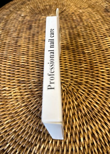 Pastel Renkli Çiçek Desenli Tırnak Süsleri - Görsel 3