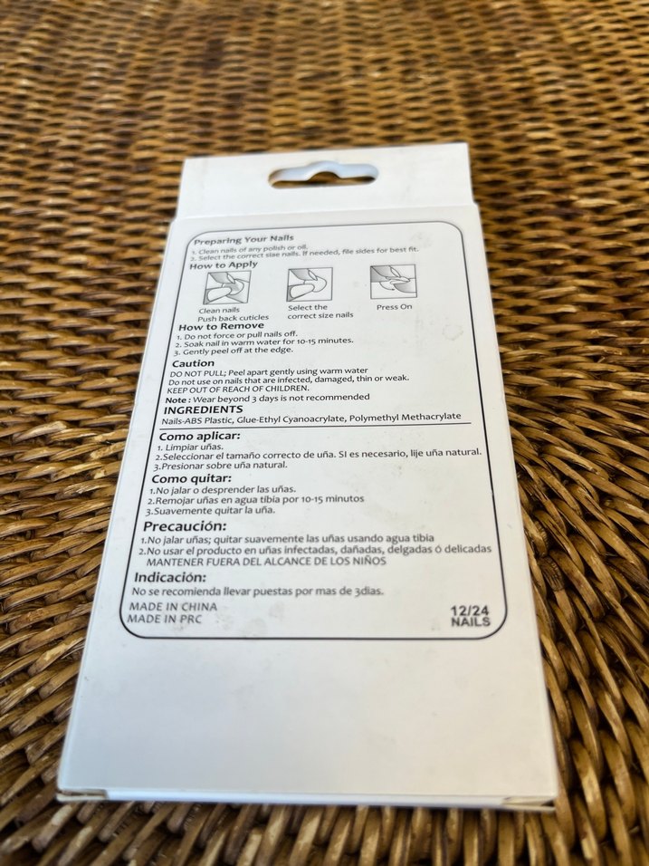 Pastel Renkli Çiçek Desenli Tırnak Süsleri - Görsel 2