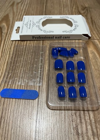 Koyu Mavi Takma Tırnak Seti - Görsel 4