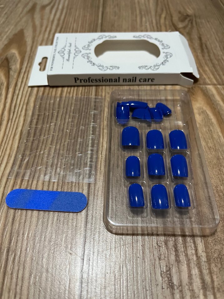 Koyu Mavi Takma Tırnak Seti - Görsel 4