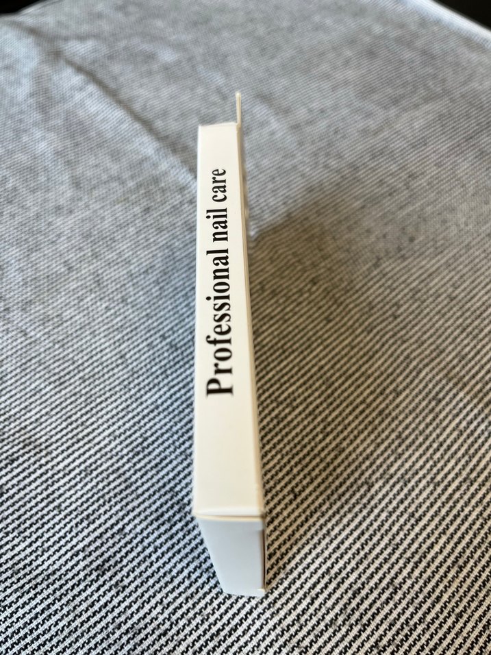 Beyaz Çiçekli Tırnak Süslemeleri - Görsel 3