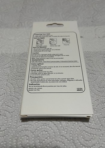 Beyaz Işıltılı Tırnak Süsü - Görsel 2