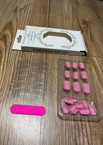 Pastel Pembe Tırnak Süsleri - Görsel 4